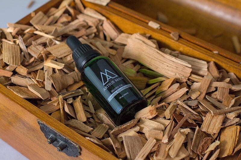 Classic Gentleman: Deluxe Sandalwood Beard Oil - Image 3